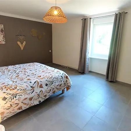Le Nid Des Hirondelles Confort Au Coeur De La Nature Dans Un Veritable Mas Cevenol Apartment Generargues